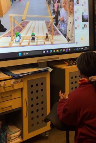 Stor spenning når et av bidragene fra klassen kom til semi-finale!